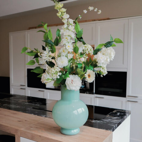 Zijdenboeket White Essence